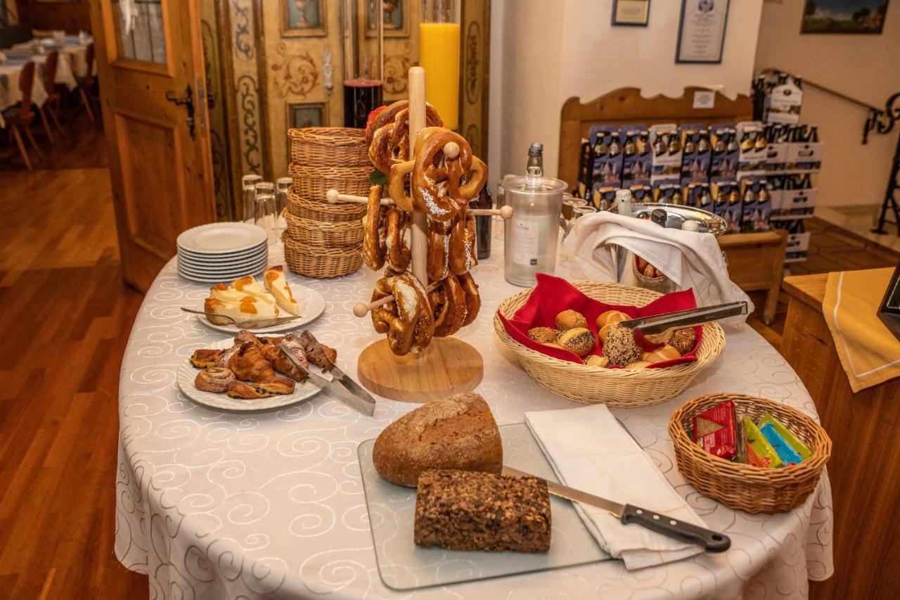 Hotel Gasthof Post Неселванг Екстериор снимка